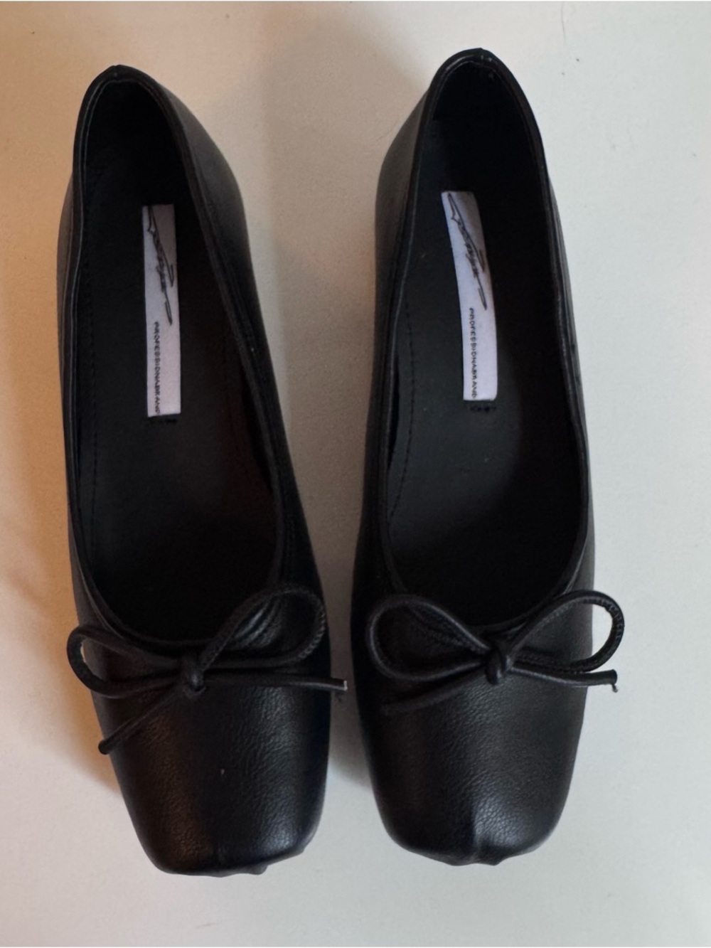 Black Women's Square-Toe Ballet Flats with Bow